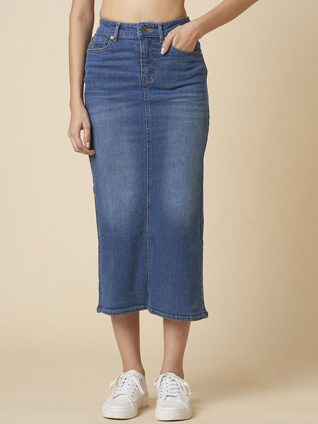 

Chemistry Women Denim Midi Pencil Skirt, Blue