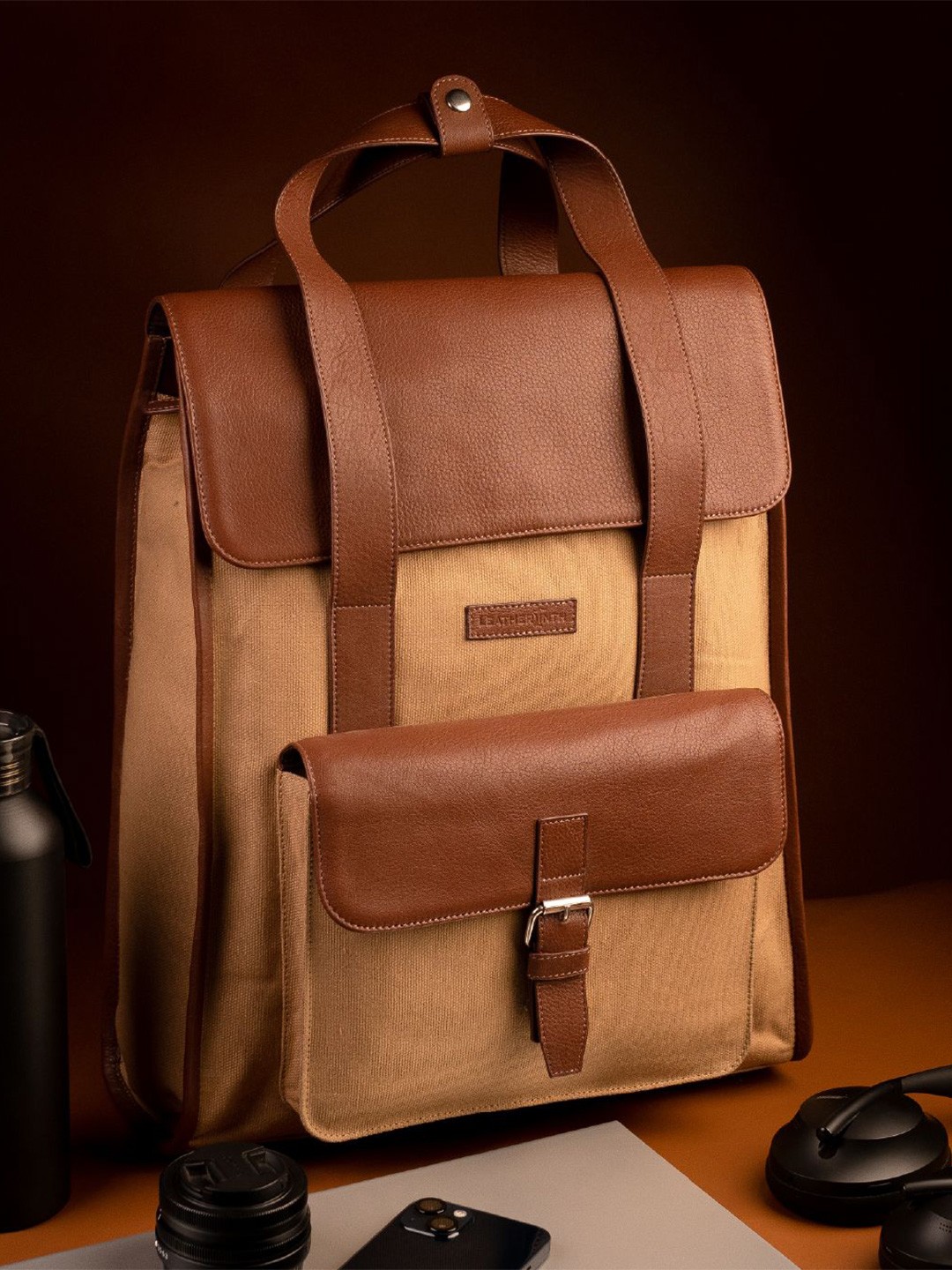 

Leatherinth Men Backpack, Brown