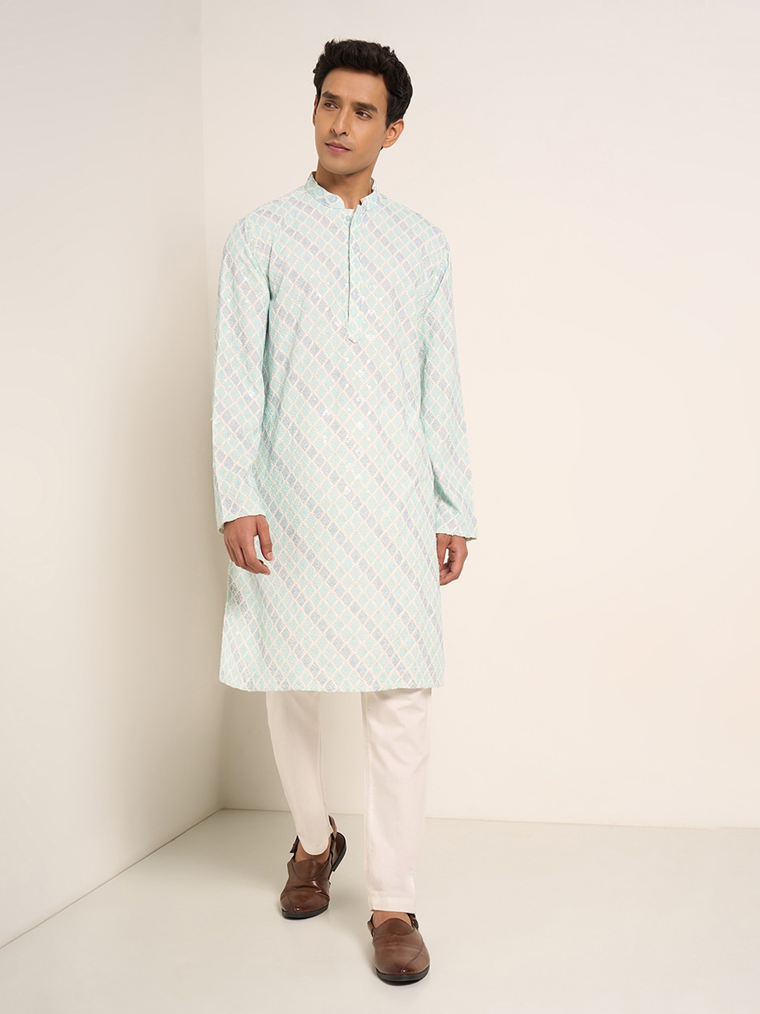 

indus route by Pantaloons Floral Embroidered Mandarin Collar Sequins Cotton Straight Kurta, White