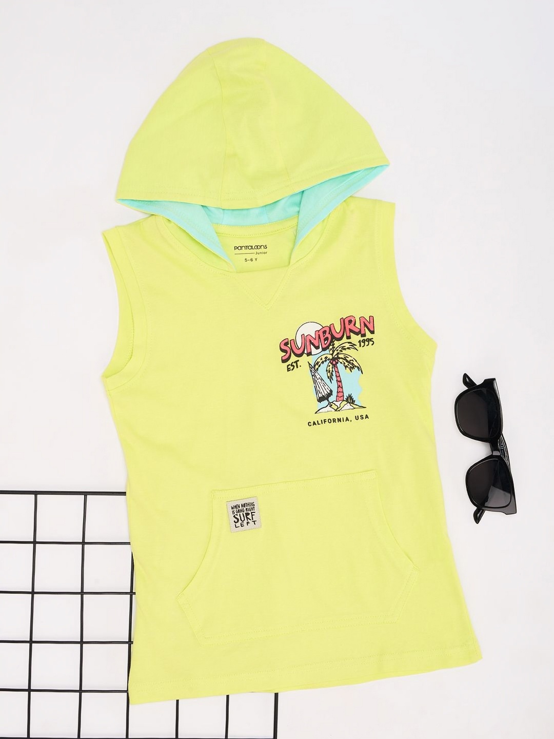 

Pantaloons Junior Boys Graphic Printed Hooded Cotton T-shirt, Lime green