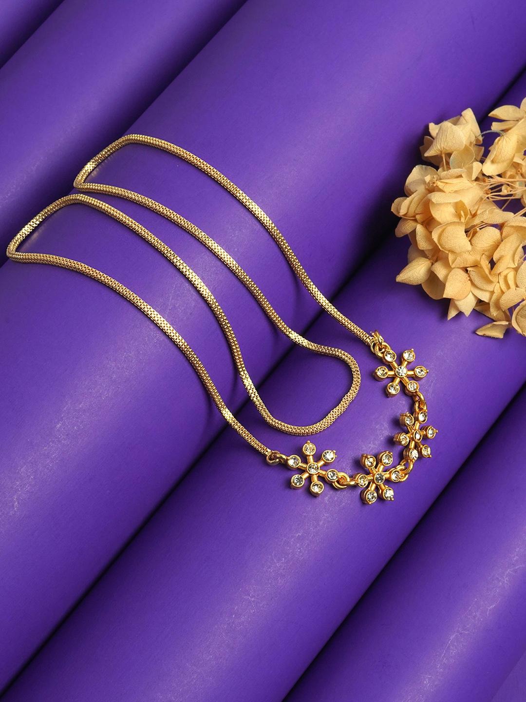 

LAFORWORD Gold-Plated American Diamond Studded Mugapu Chain