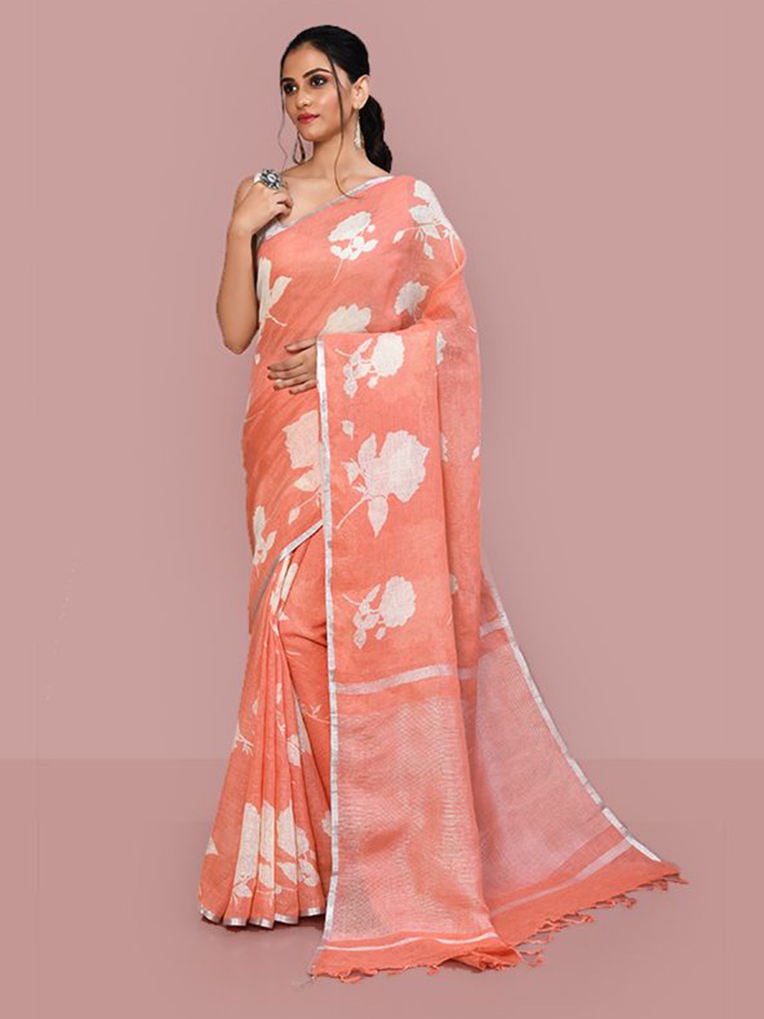 

THREAD SAGA Floral Printed Zari Saree, Peach