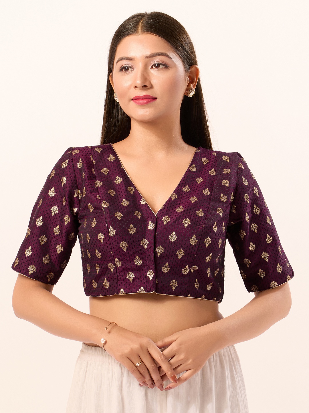 

VAMAS - THE DESIGNER BLOUSES Women V-Neck Padded Saree Blouse, Red
