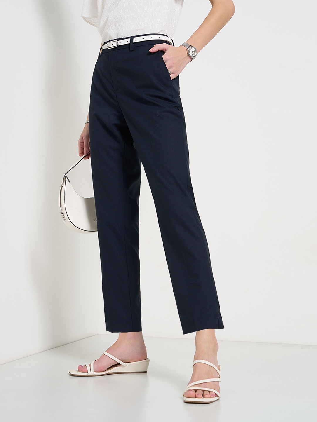 

Annabelle by Pantaloons Women Slim Fit Mid-Rise Flat-Front Trouser, Navy blue