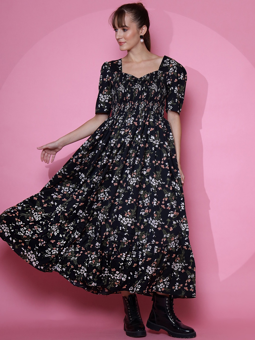 

De La Moda Women Floral Print Sweetheart Neck Puff Sleeve Smocked Fit & Flare Maxi Dress, Black