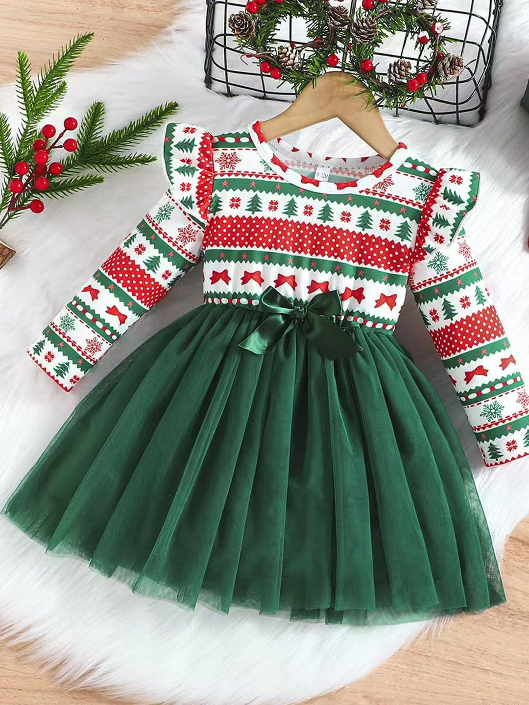 

Xsole Girls Ethnic Motifs Printed Fit & Flare Knee Length Dress, Green