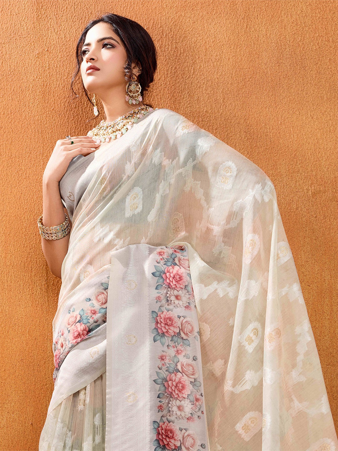 

Rekha Maniyar Floral Woven Design Pure Cotton Banarasi Saree, Pink
