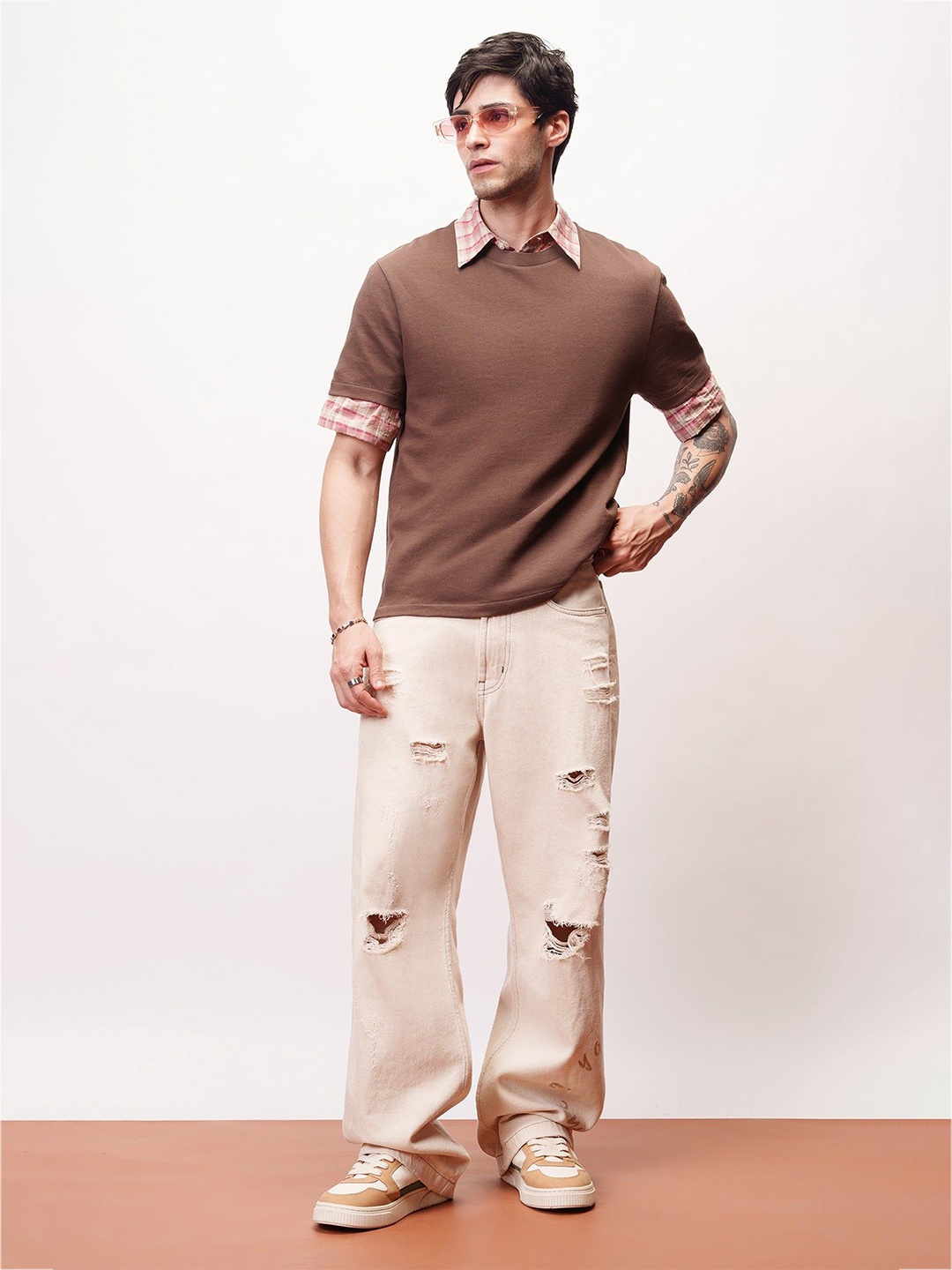 

FREAKINS Men Straight Fit Distressed High-Rise Jeans, Cream
