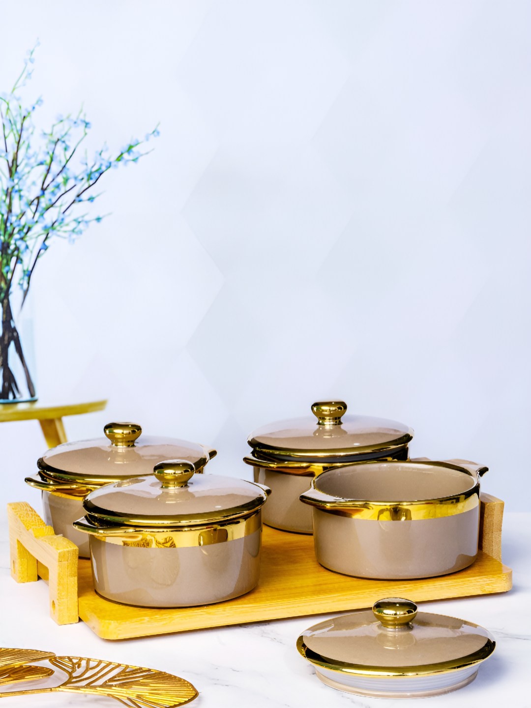

Roxx Brown And Gold Toned 5 Pieces Printed Porcelain Dishwasher Safe Serving Bowls