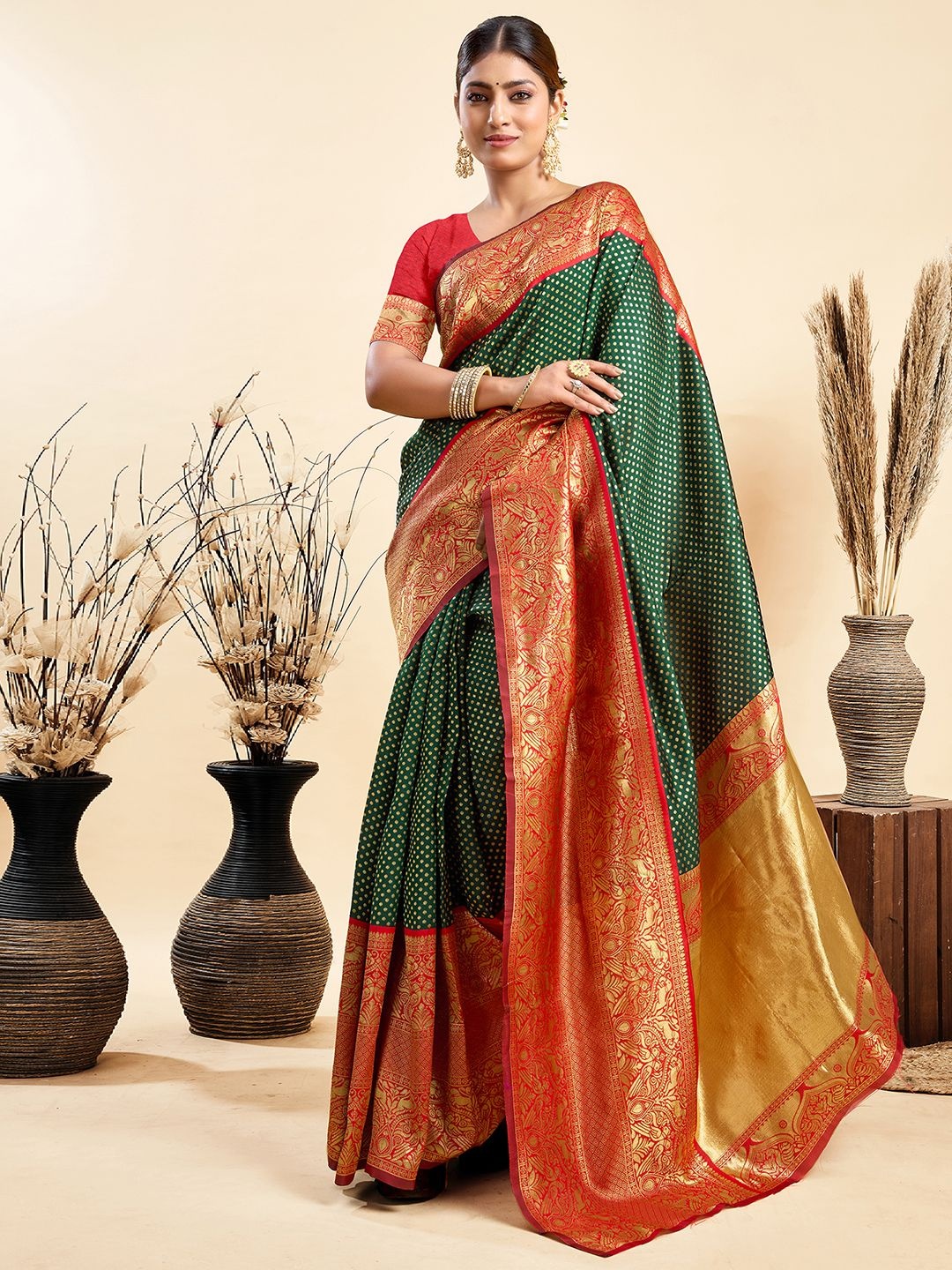 

HERE&NOW Woven Design Zari Paithani Saree, Green