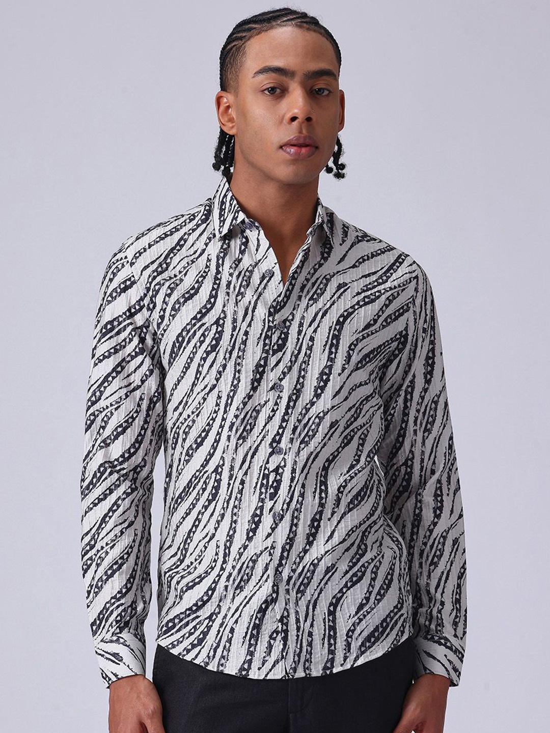 

Banana Club Men Abstract Printed Classic Slim Fit Casual Shirt, White