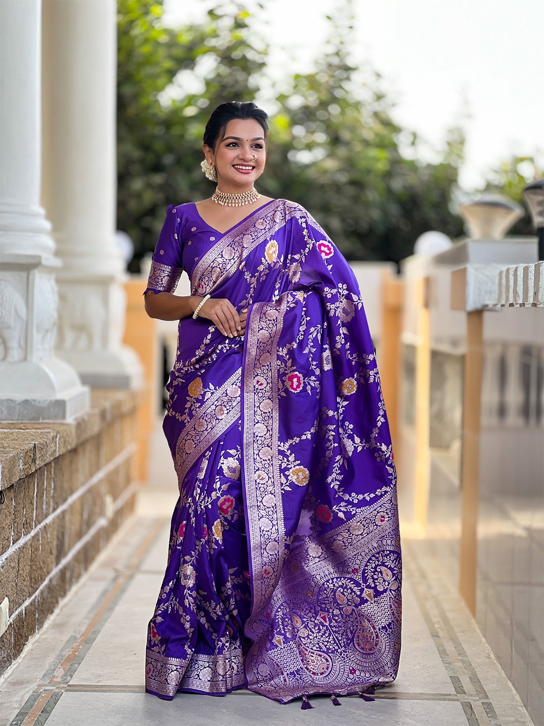 

Divyadham Textiles Woven Design Zari Pure Silk Banarasi Saree, Purple