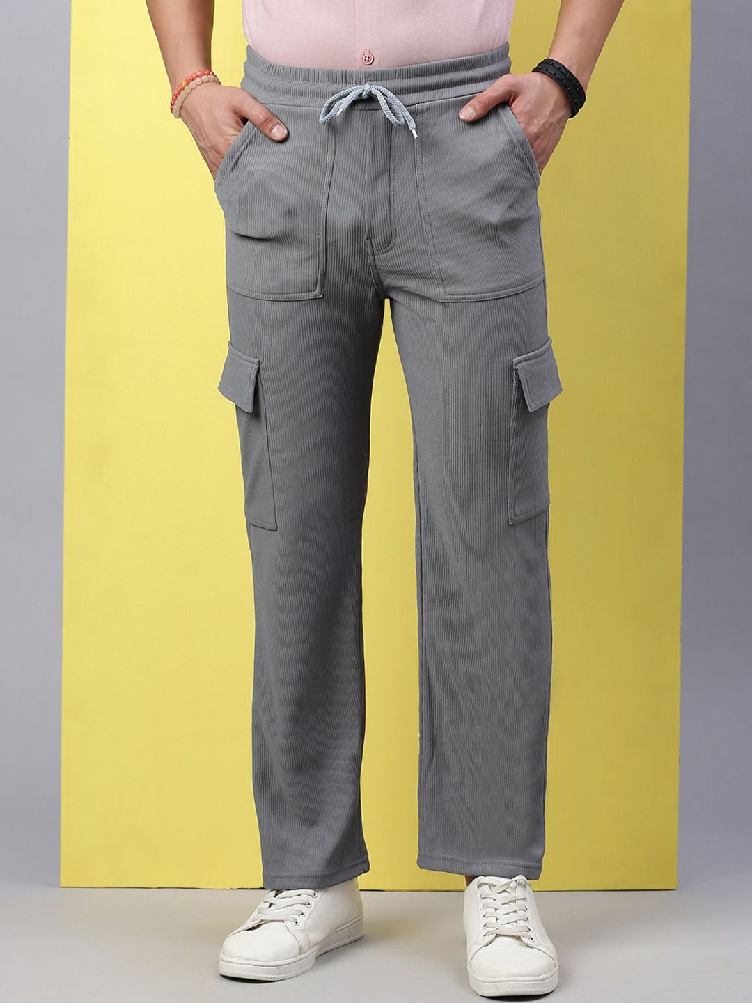 

VOXATI Men Relaxed Corduroy Cargos Trousers, Grey