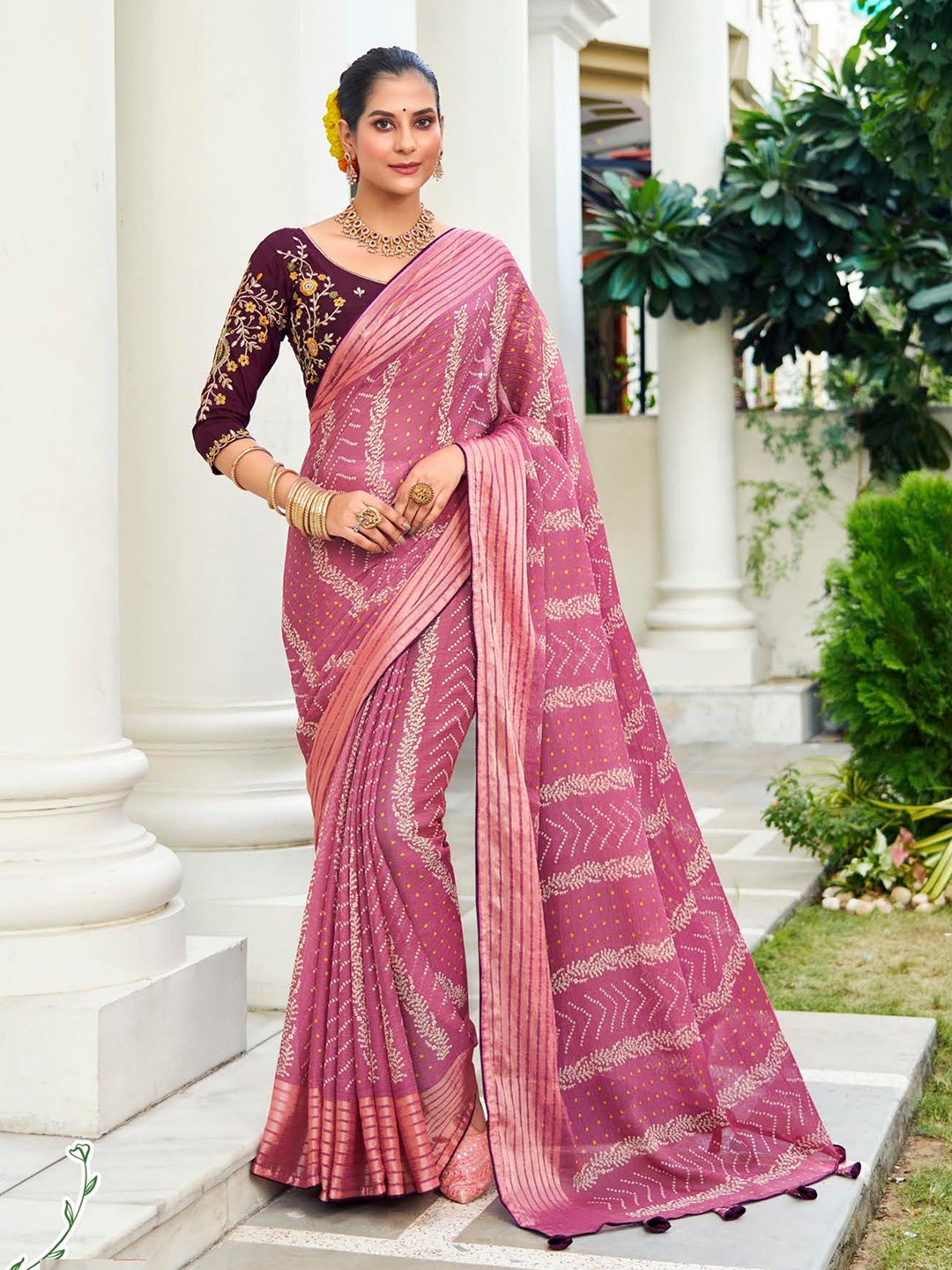 

MAHALASA Ethnic Motifs Embroidered Pure Chiffon Designer Saree, Pink
