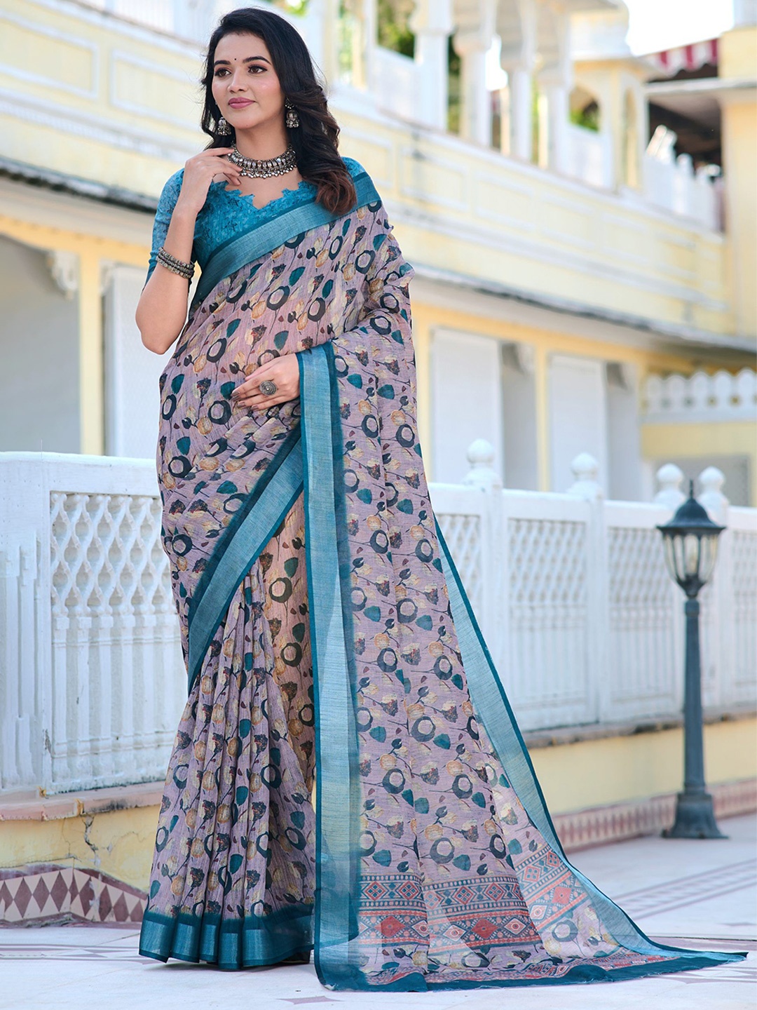 

Mitera Printed Zari Saree, Grey