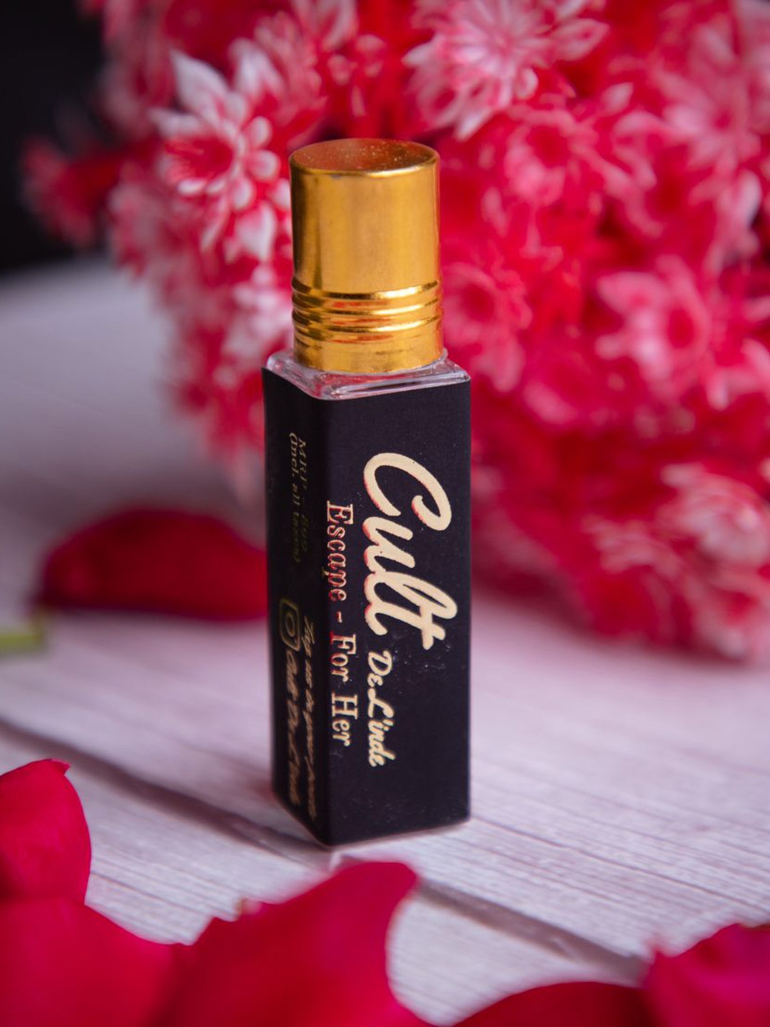 

Cult De L'inde Women Escape Long Lasting & Alcohol Free Roll On Attar - 10 ml, Black