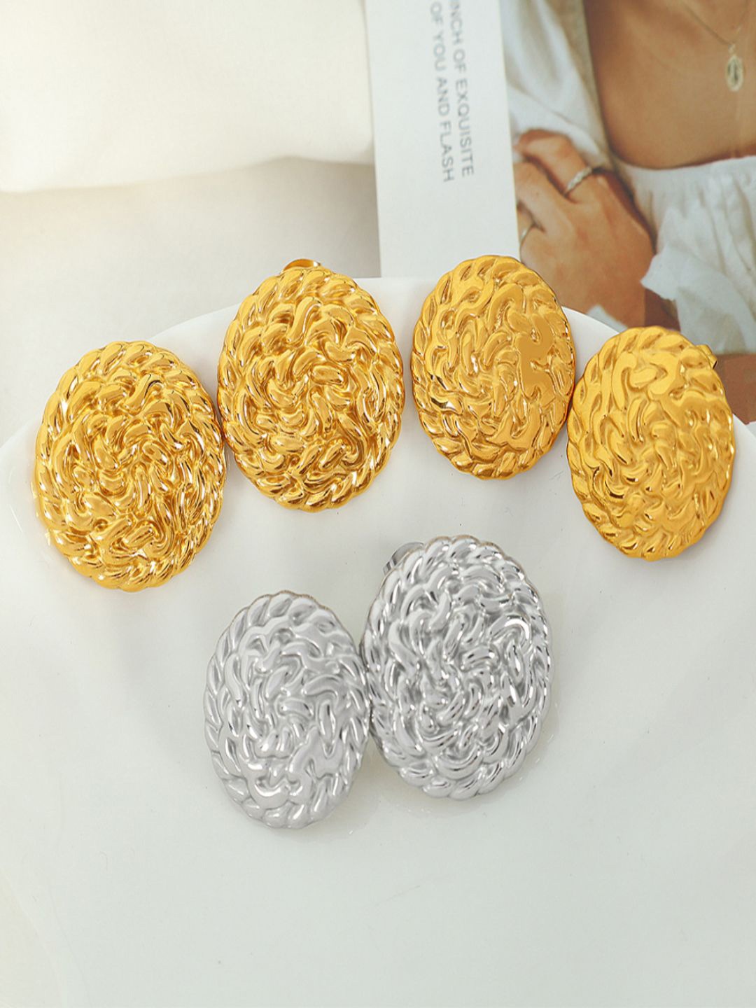 

AQUASTREET Set Of 3 Stainless Steel 18K Gold Plated Circular Shaped Hammered Studs