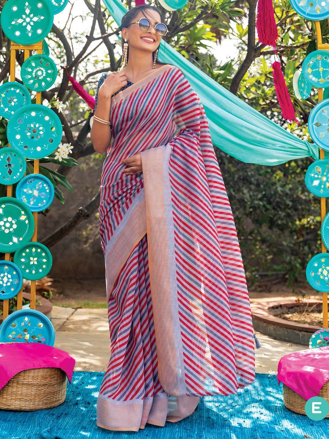 

Nimidiya Striped Pure Cotton Saree, Blue