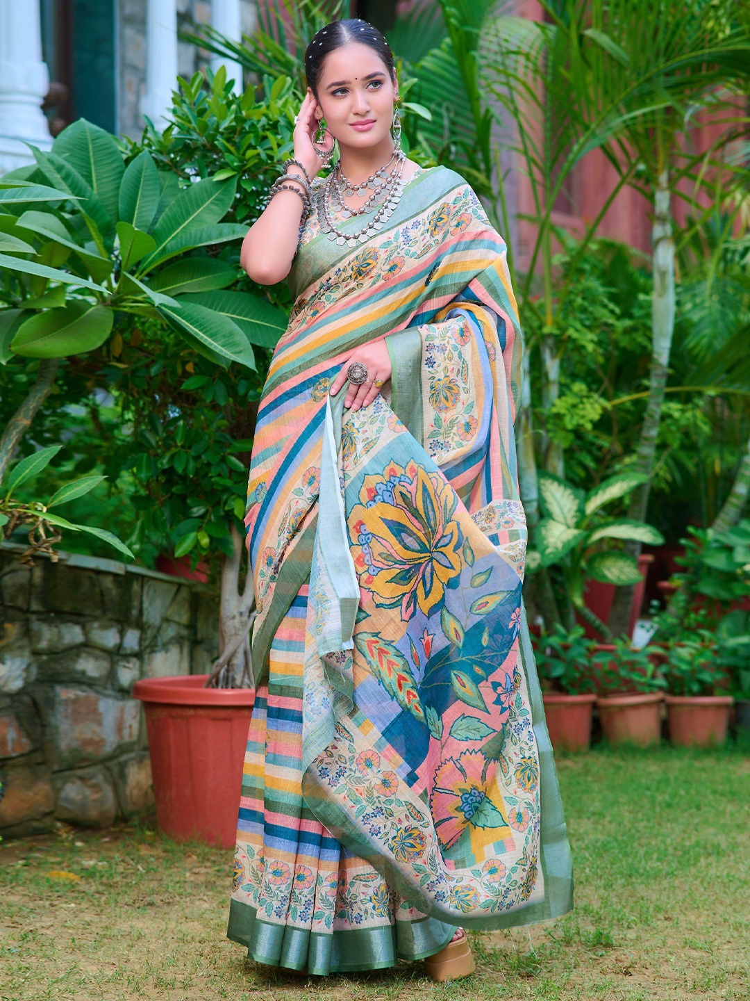 

Mitera Striped and Floral Printed Zari Saree, Beige