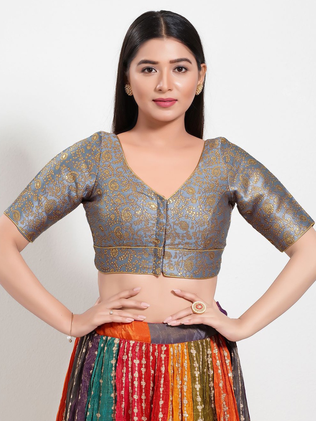 

VAMAS - THE DESIGNER BLOUSES Women V-Neck Padded Saree Blouse, Grey