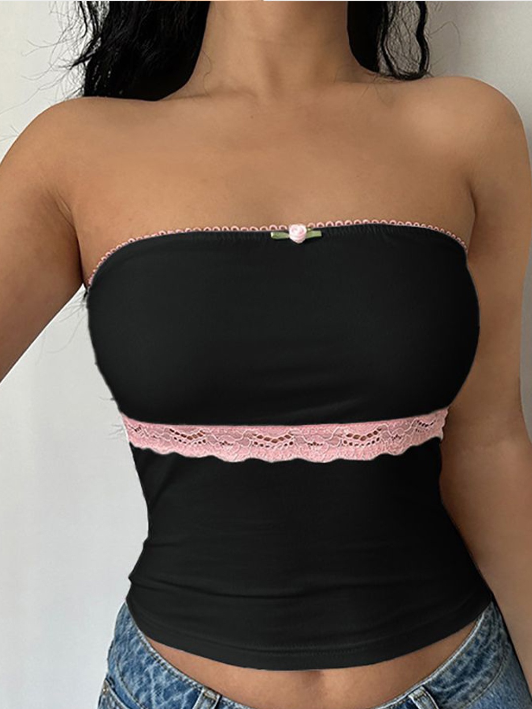 

StyleCast x Revolte Women Off-Shoulder Crop Top, Black