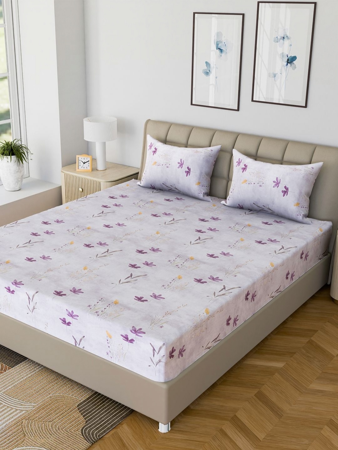

LINENWALAS Happy Sleeping Lavender Printed Cotton 210 TC King Bedsheet Set 1.82 m x 1.98 m