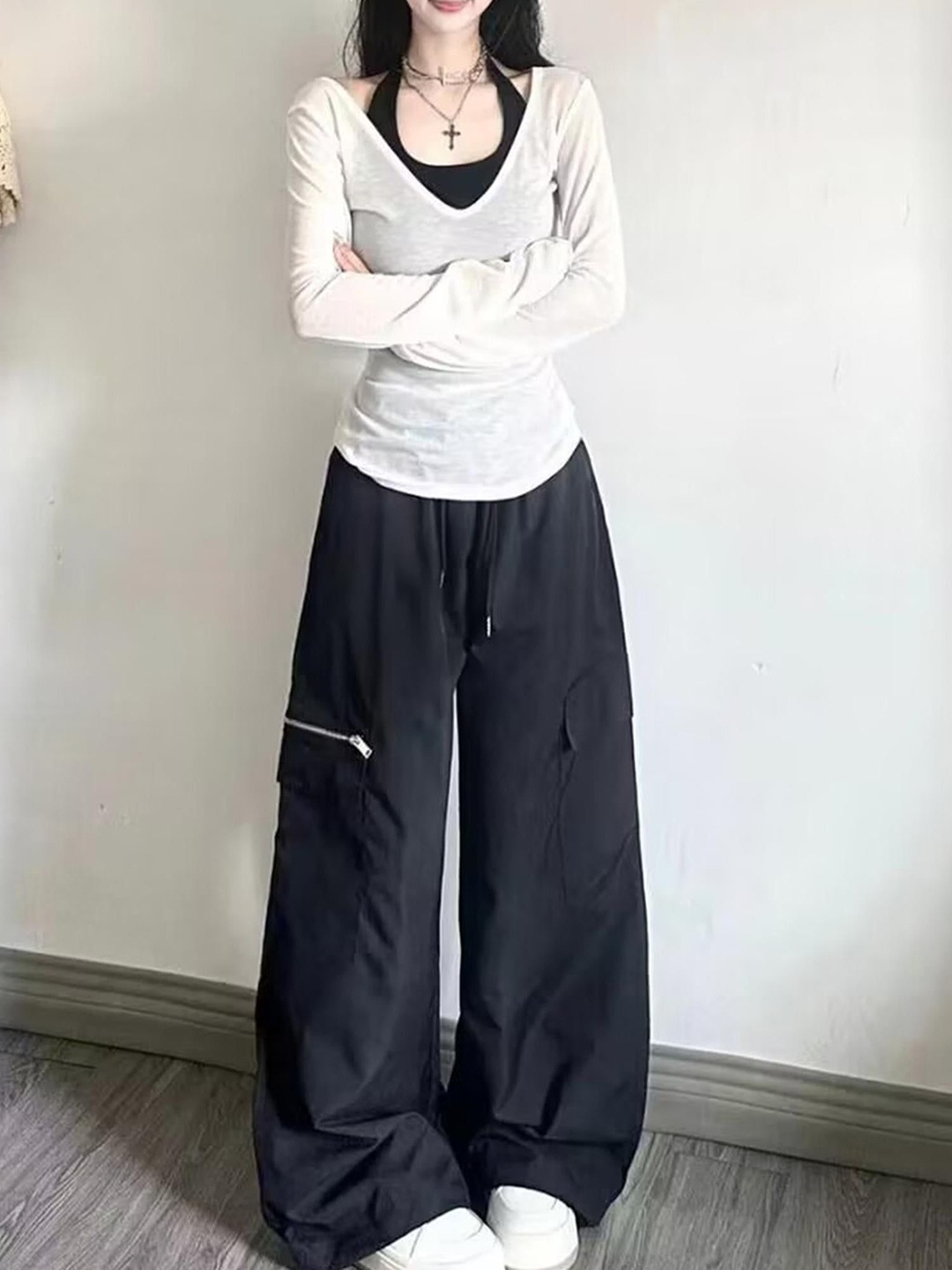 

Outzidr Women Baggy Fit Mid Rise Track Pants, Black