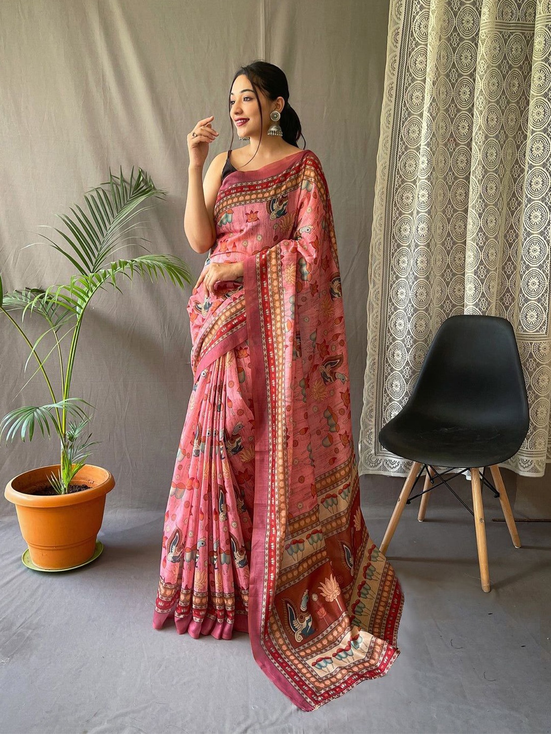 

Nimidiya Floral Printed Pure Cotton Saree, Pink