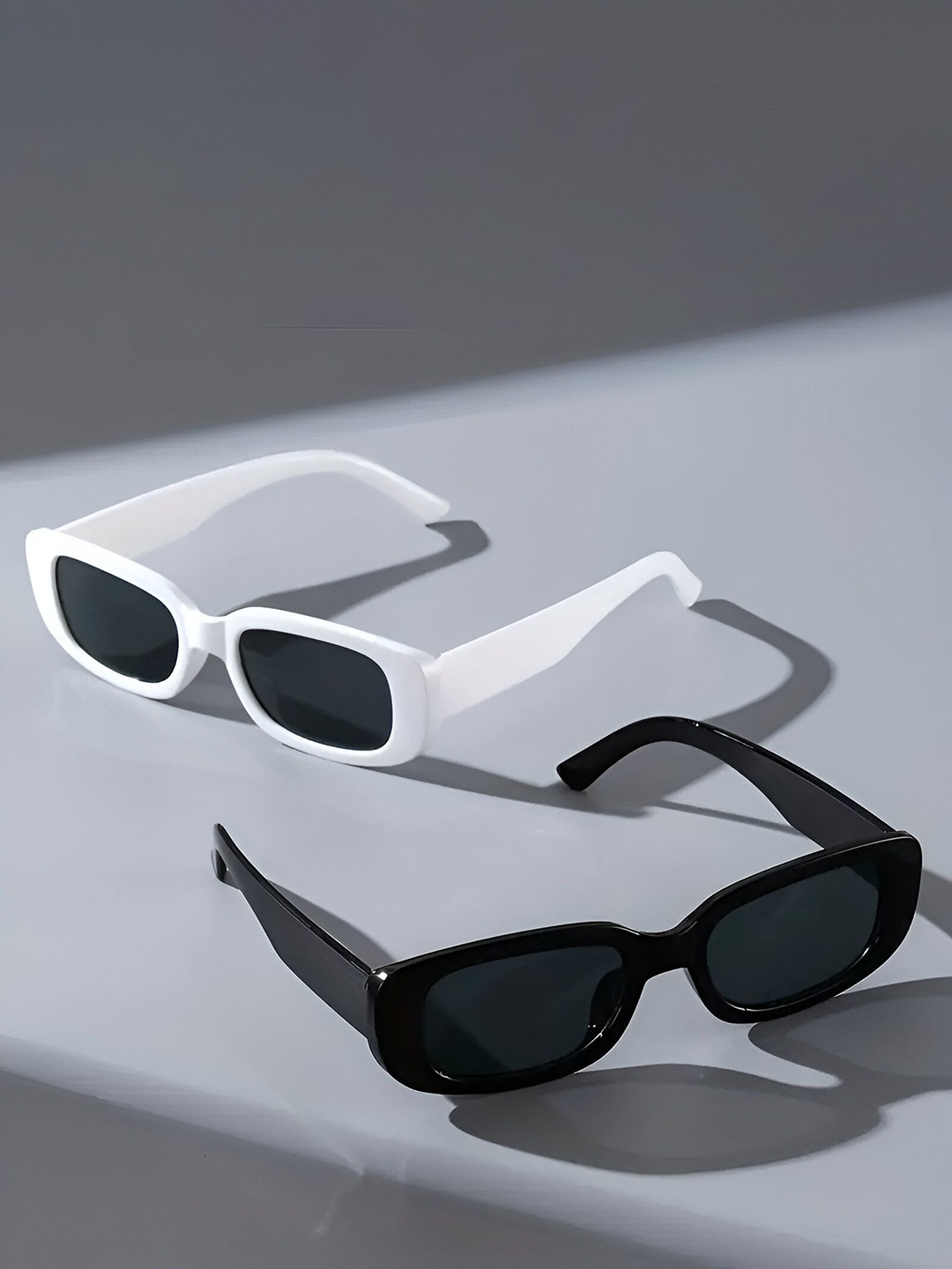 

FUNGLASSES Unisex Rectangle Sunglasses with UV Protected Lens, Black