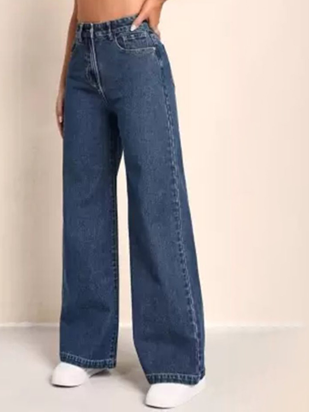 

LINARIA Women Classic Relaxed Fit Clean Look Medium Shade Wide Leg Jeans, Blue