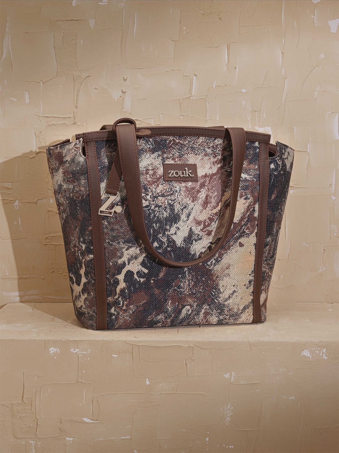 

ZOUK Women Abstract Printed Structured Shoulder Bag, Brown