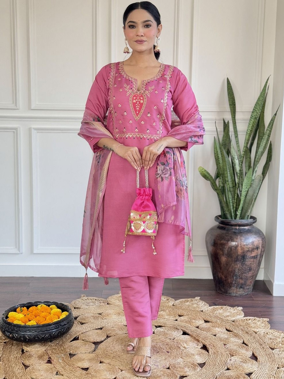 

BLACK SCISSOR Embroidered Zari Chanderi Silk Straight Kurta with Trousers & Dupatta, Pink