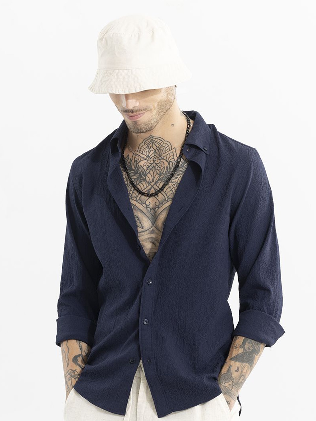 

Snitch Men Slim Fit Button-Down Collar Textured Casual Shirt, Navy blue
