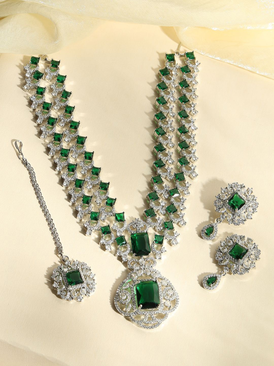 

justpeachy Rhodium Plated American Diamond Studded Jewellery Set, Silver