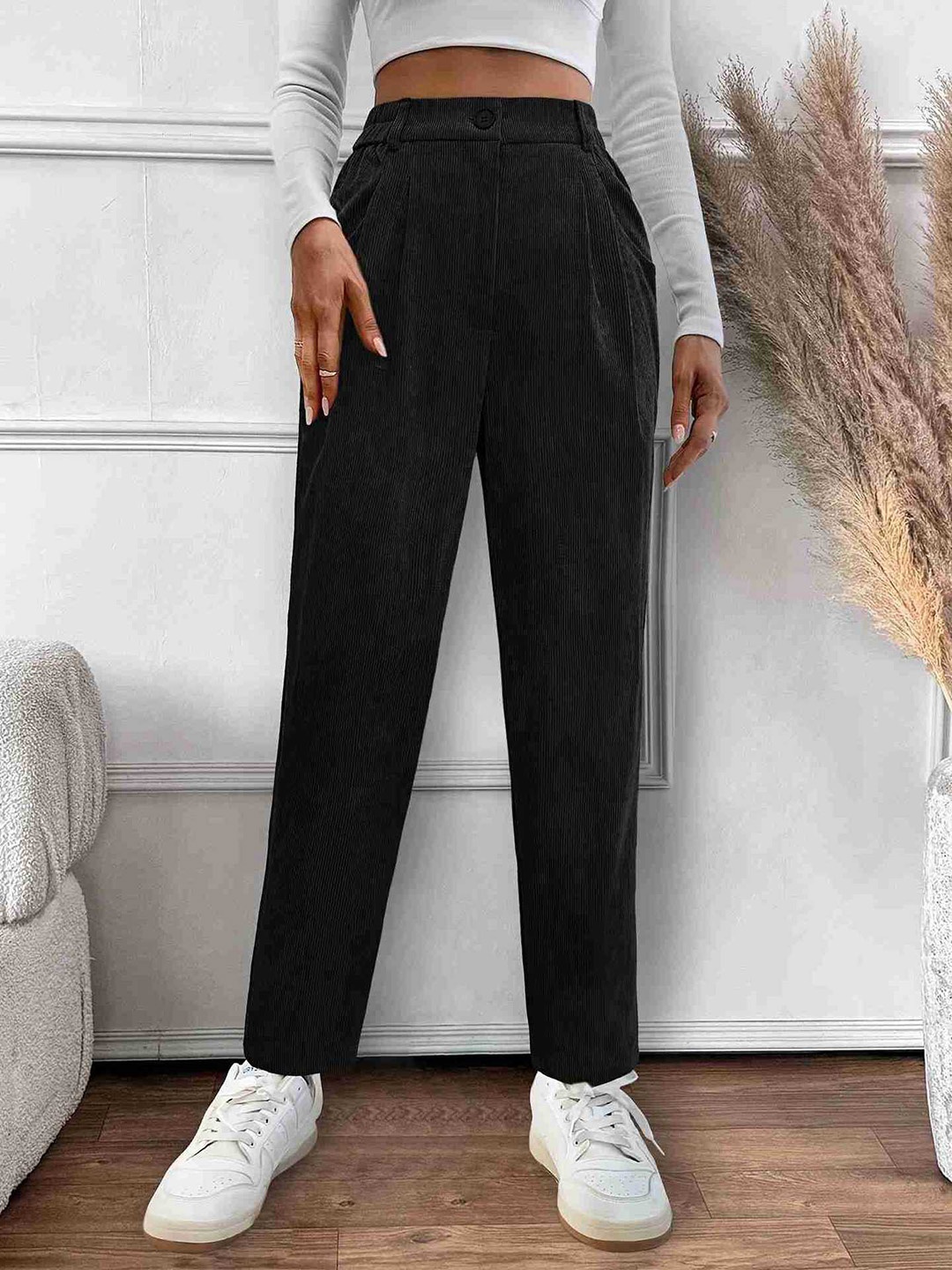 

her by invictus Women Regular Fit Mid-Rise Trouser, Black