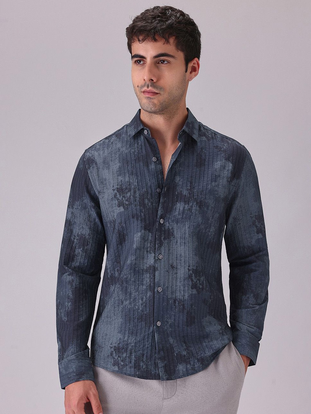 

Banana Club Men Classic Slim Fit Abstract Printed Casual Shirt, Blue