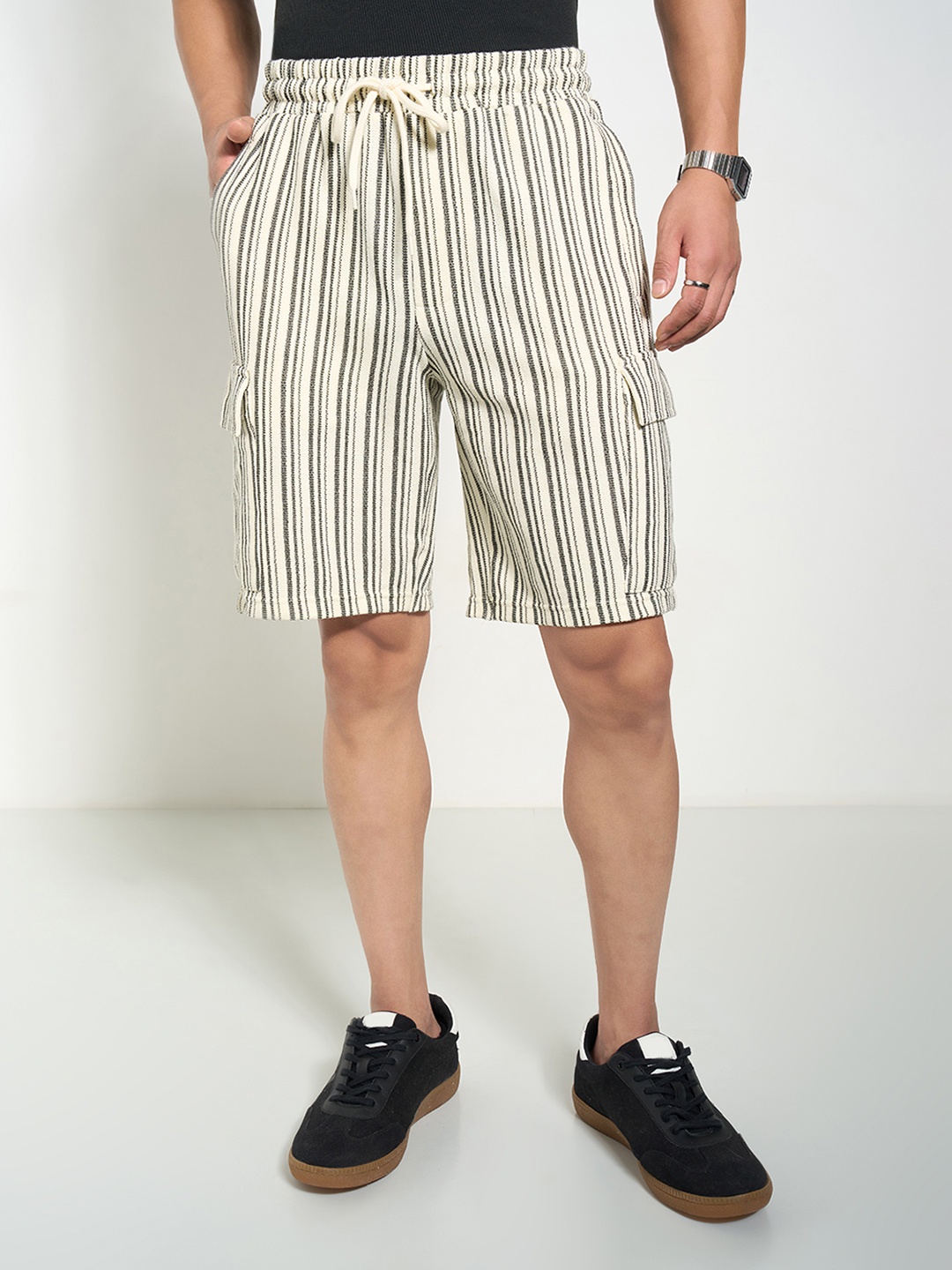 

People Men Cotton Striped Shorts, Off white