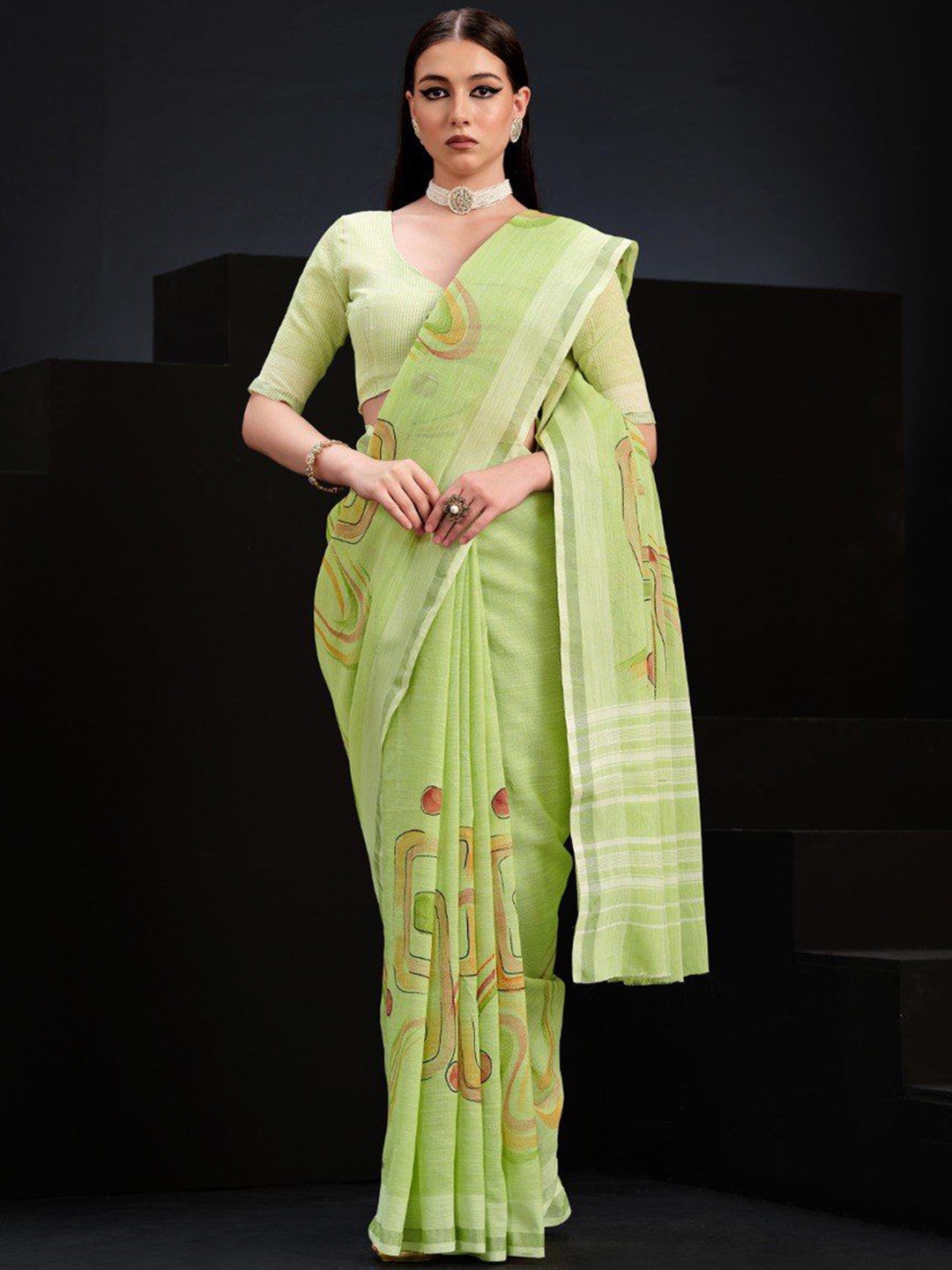 

BW X BUTTERFLY Printed Saree with Blouse Piece, Green