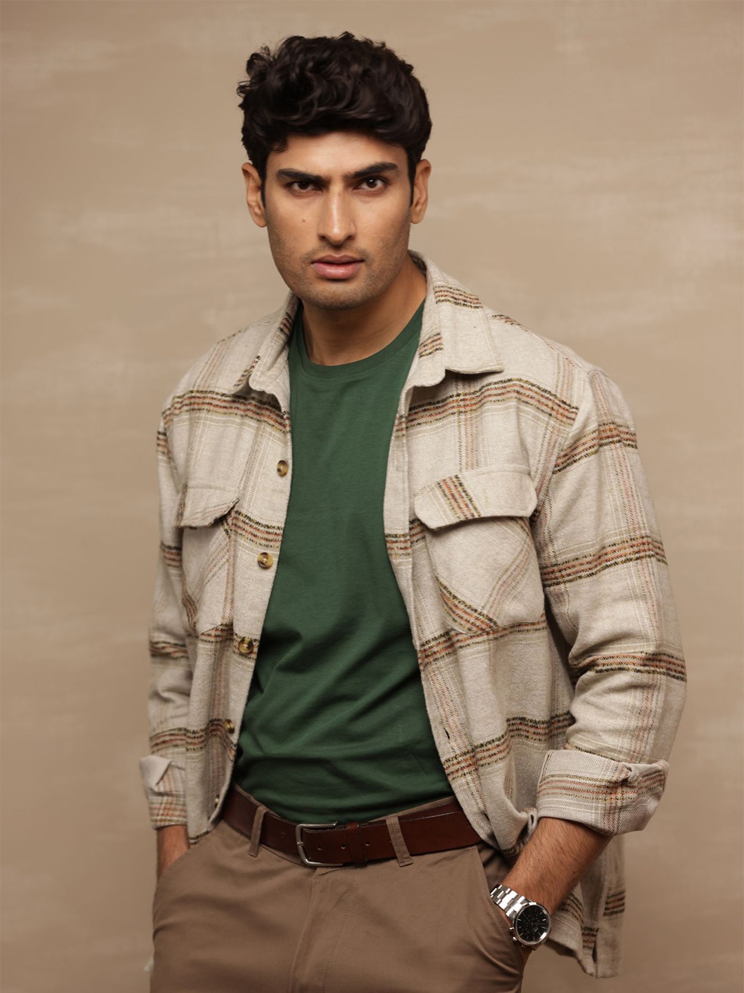 

Uncluttered Closet Men Relaxed Tartan Checked Oversized Casual Shirt, Beige