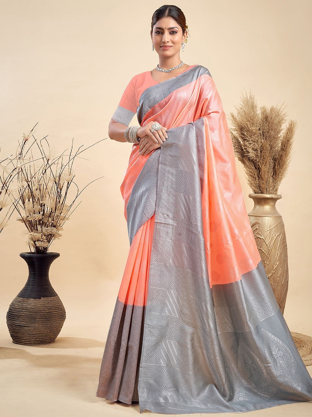 

Here&Now Woven Design Zari Paithani Saree With Unstitched Blosue Piece, Orange
