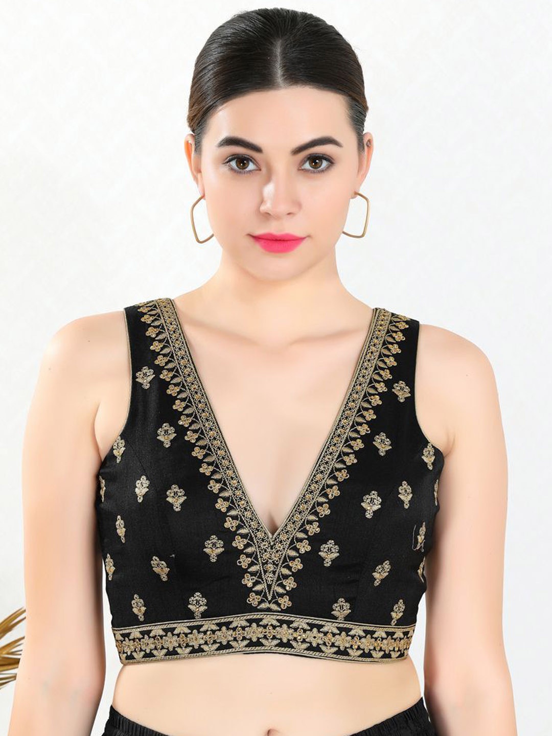 

VAMAS - THE DESIGNER BLOUSES Women V-Neck Padded Saree Blouse, Black
