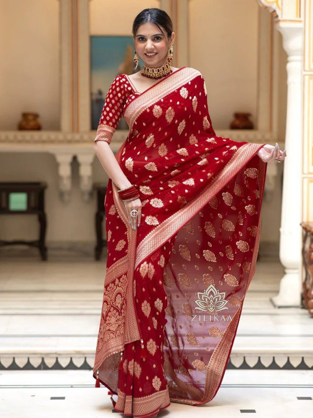 

PAYAL CREATION Ethnic Motifs Woven Design Zari Banarasi Saree, Red