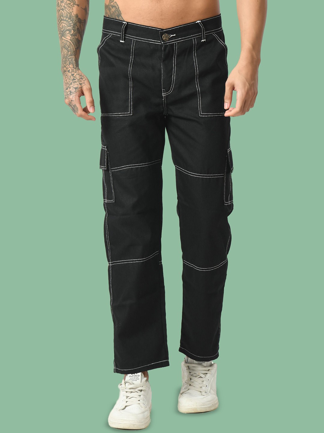 

LINARIA Men Classic Tapered Fit Jeans, Black