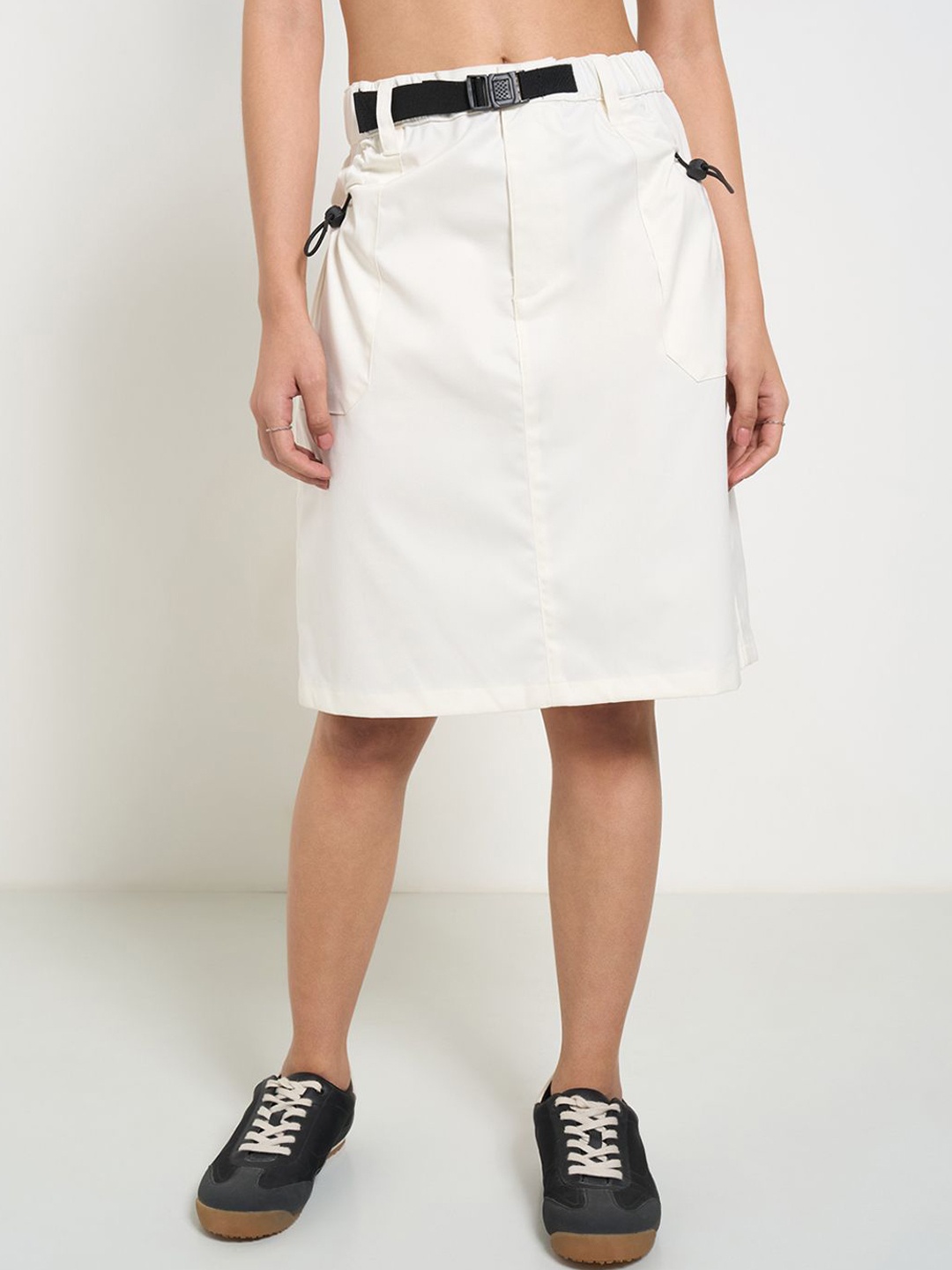 

People Women Mid-Rise Knee-Length A-Line Back Slit Skirts, Off white