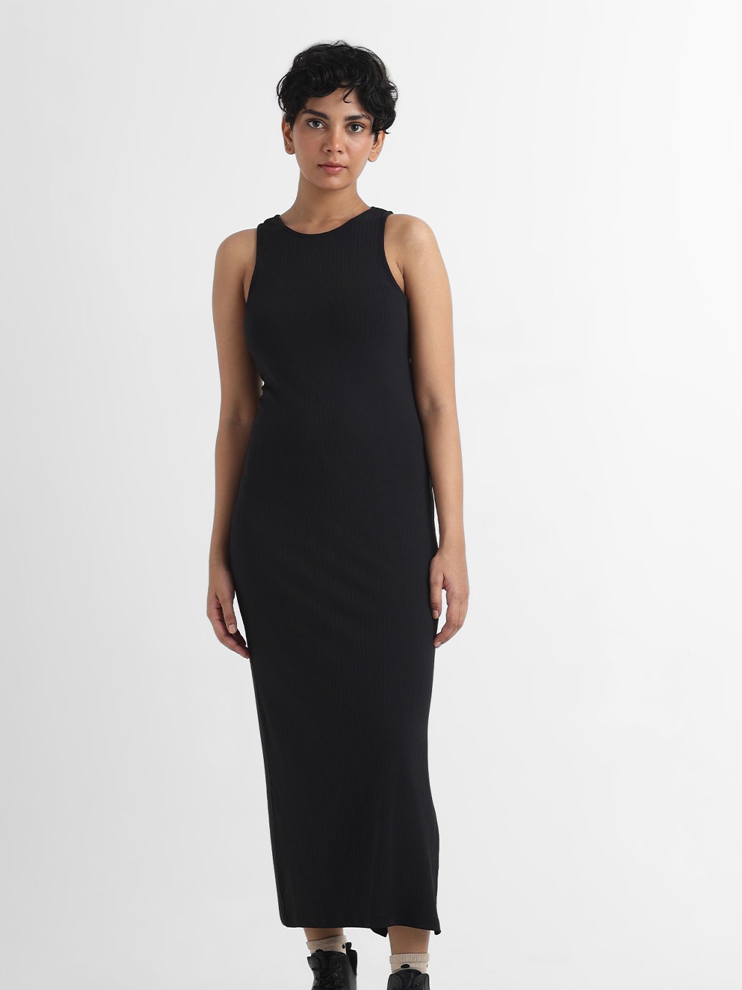 

YUVAKAA Bodycon Round Neck Midi Dress, Black