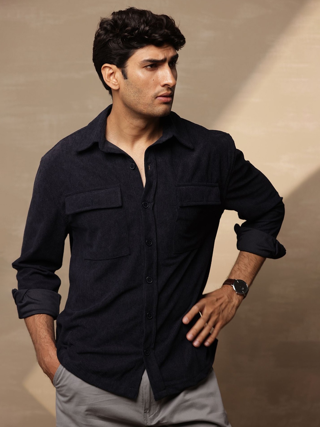 

Uncluttered Closet Men Relaxed Textured Oversized Casual Shirt, Navy blue