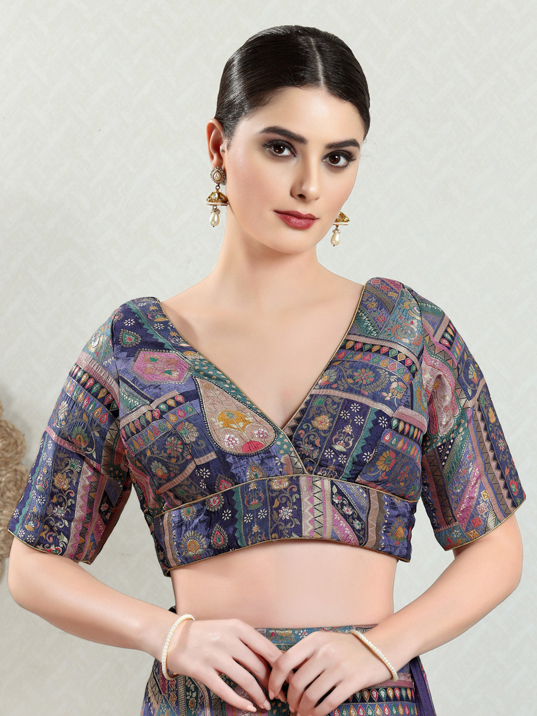 

VAMAS - THE DESIGNER BLOUSES Women V-Neck Padded Saree Blouse, Purple