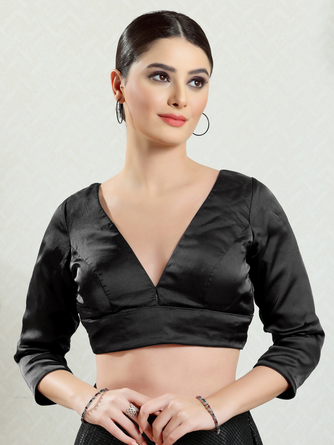 

VAMAS - THE DESIGNER BLOUSES Women V-Neck Padded Saree Blouse, Black
