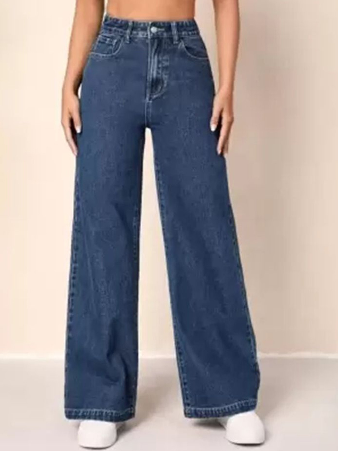 

LINARIA Women Cotton Classic Relaxed Fit Low Distress Jeans, Blue
