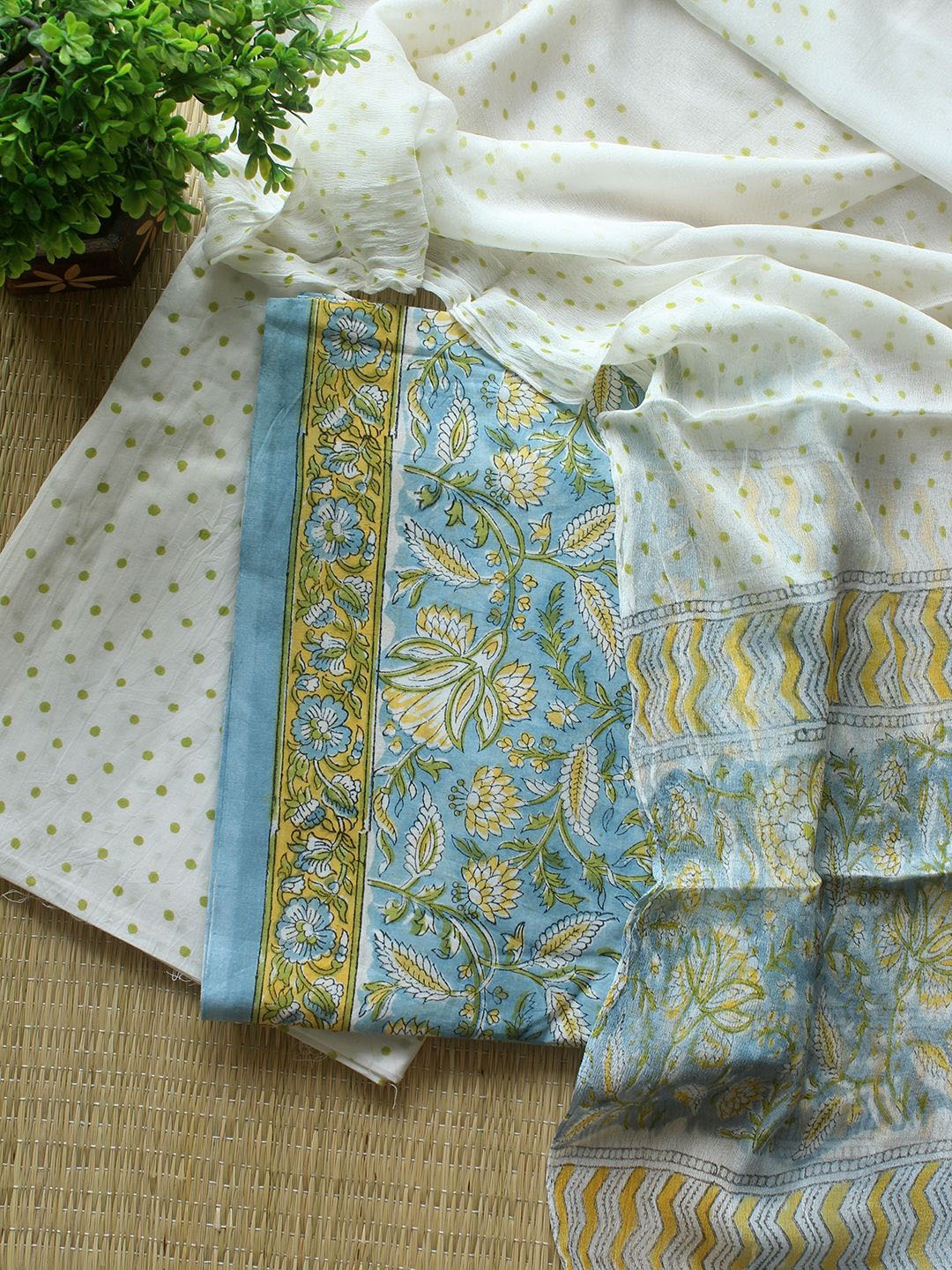 

Weaves of Tradition Floral Printed Pure Cotton Unstitched Dress Material, Blue